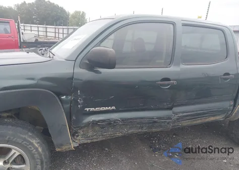 2010 Toyota Tacoma Prerunner V6 z USA, uszkodzony, nr VIN 3TMJU4GNXAM104852
